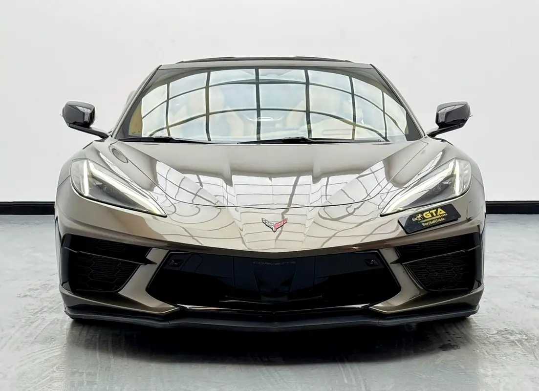 CHEVROLET Corvette C8 3LT 2021 - photo 2 - Import Émirats | International Cars