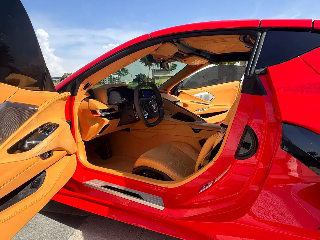 CHEVROLET Corvette C8 3LT 2021 - photo 4 - Import Émirats | International Cars