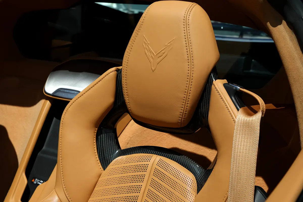 CHEVROLET Corvette Stingray 2021 - photo 11 - Import Émirats | International Cars