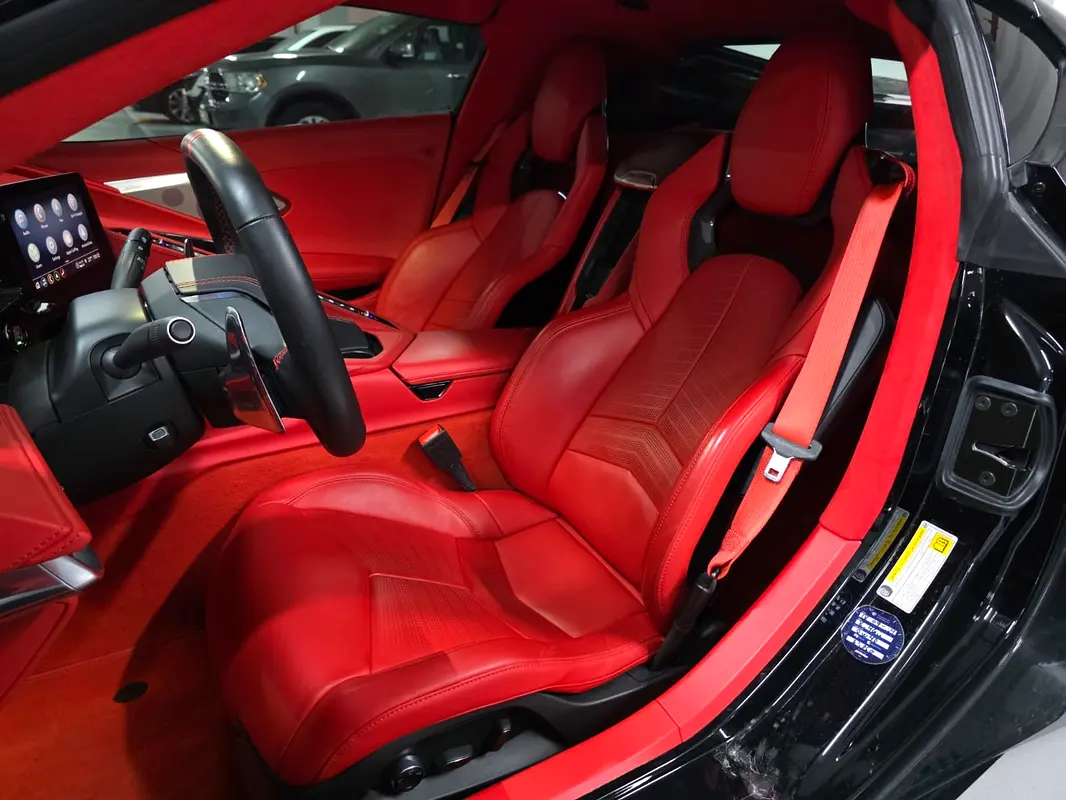 CHEVROLET Corvette Stingray 2023 - photo 5 - Import Émirats | International Cars