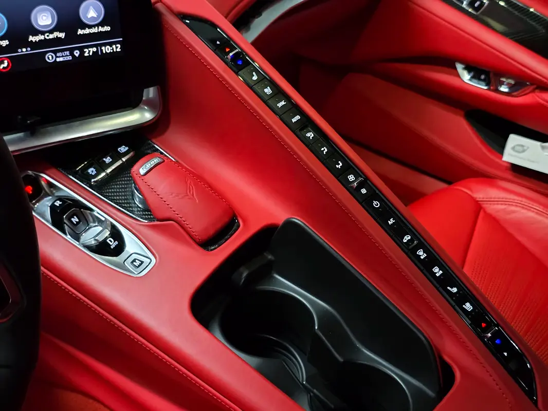 CHEVROLET Corvette Stingray 2023 - photo 6 - Import Émirats | International Cars