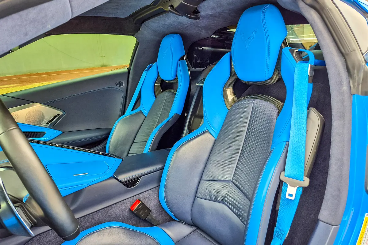 CHEVROLET Corvette Stingray 2021 - photo 12 - Import Émirats | International Cars