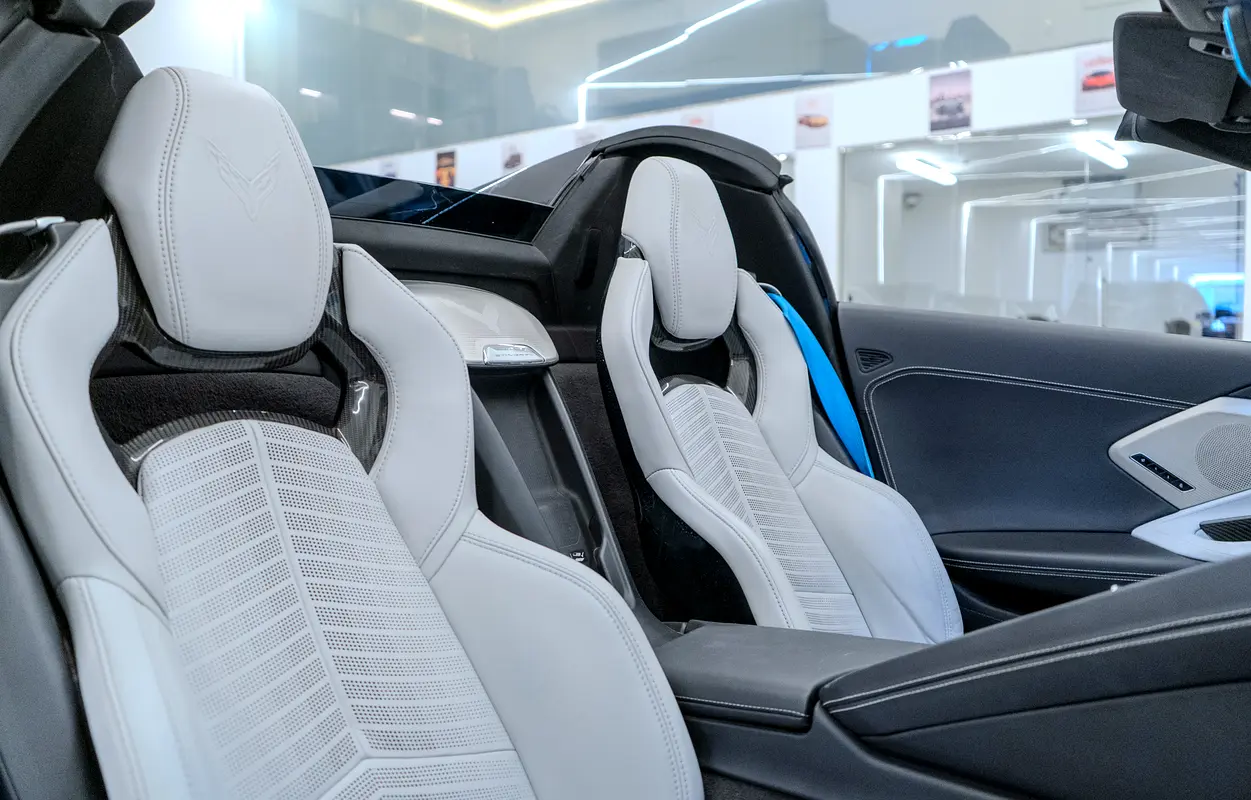 CHEVROLET Corvette Stingray 2022 - photo 8 - Import Émirats | International Cars