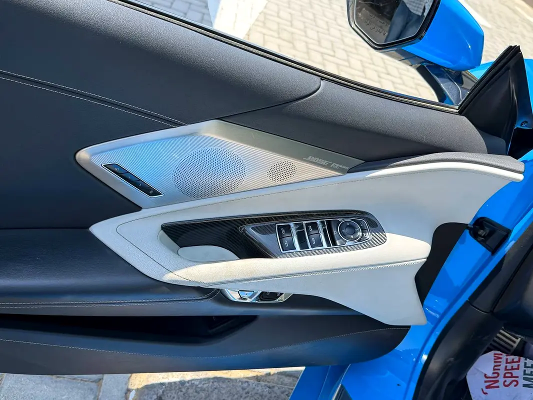 CHEVROLET Corvette C8 3LT 2022 - photo 7 - Import Émirats | International Cars