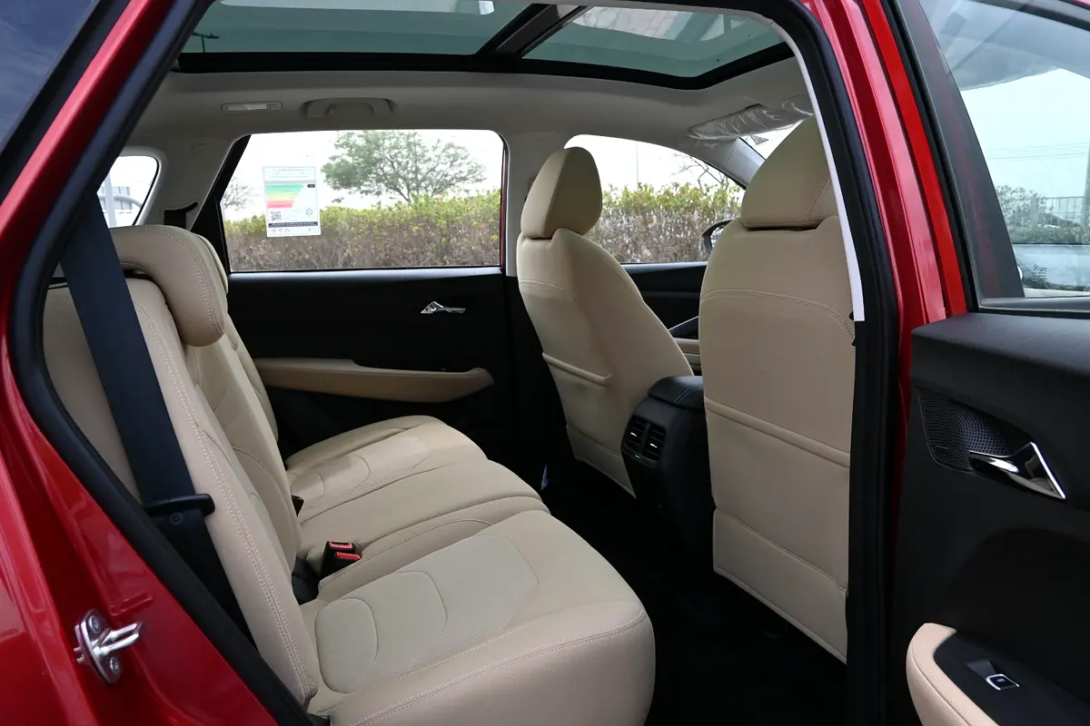 CHEVROLET Captiva Premier 2025 - photo 9 - Import Émirats | International Cars