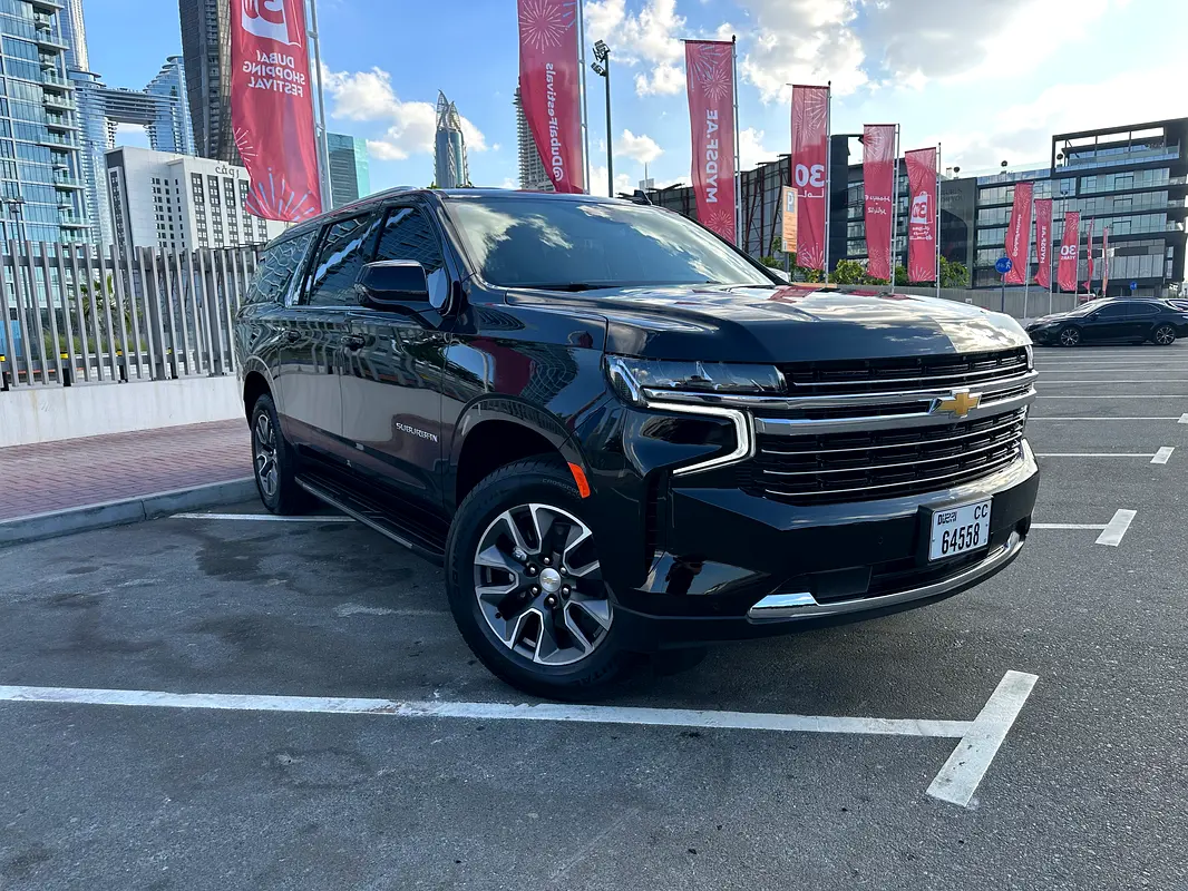 CHEVROLET Suburban LT 2024 - photo 2 - Import Émirats | International Cars