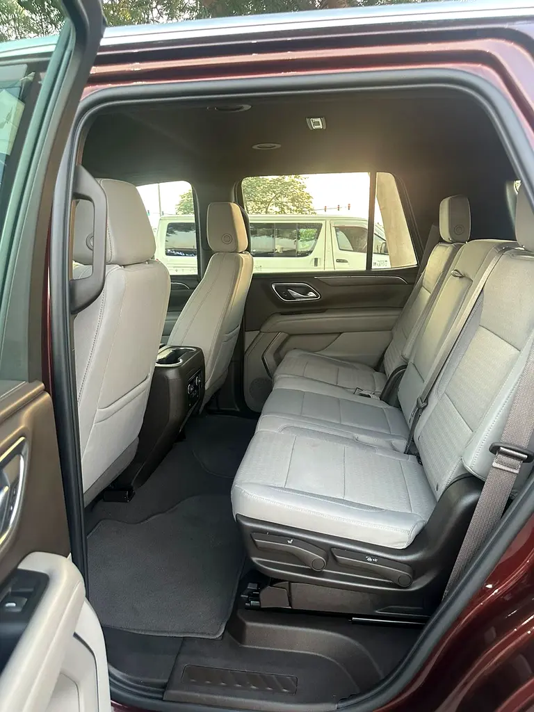 CHEVROLET Tahoe LS 2023 - photo 11 - Import Émirats | International Cars