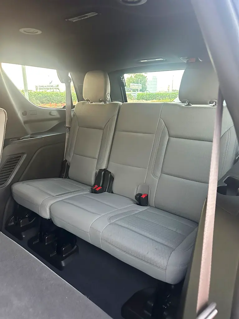 CHEVROLET Tahoe LS 2023 - photo 12 - Import Émirats | International Cars