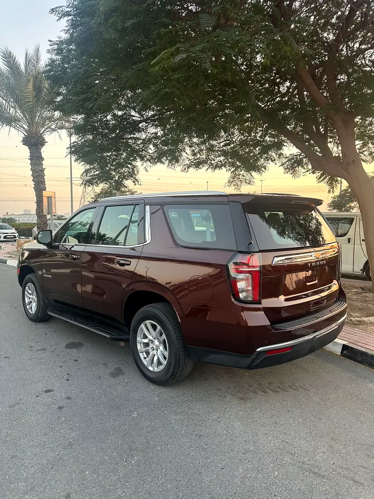 CHEVROLET Tahoe LS 2023 - photo 2 - Import Émirats | International Cars