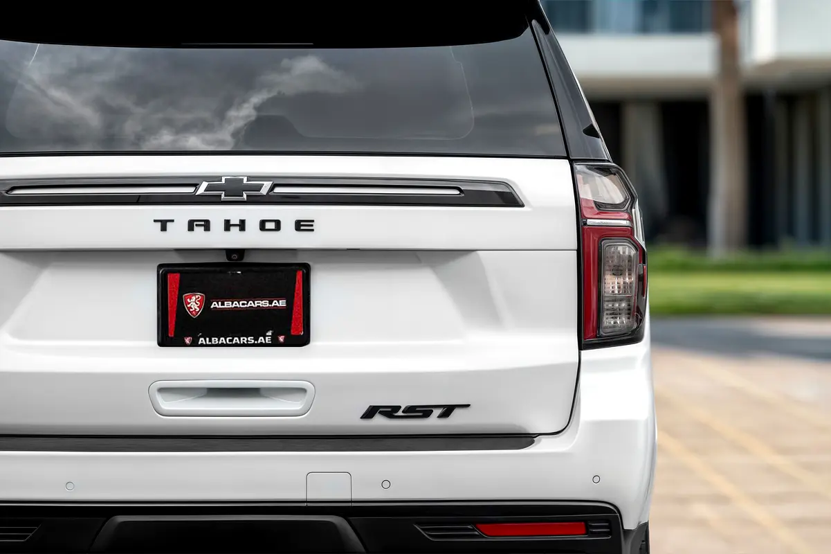 CHEVROLET Tahoe RST 2023 - photo 6 - Import Émirats | International Cars