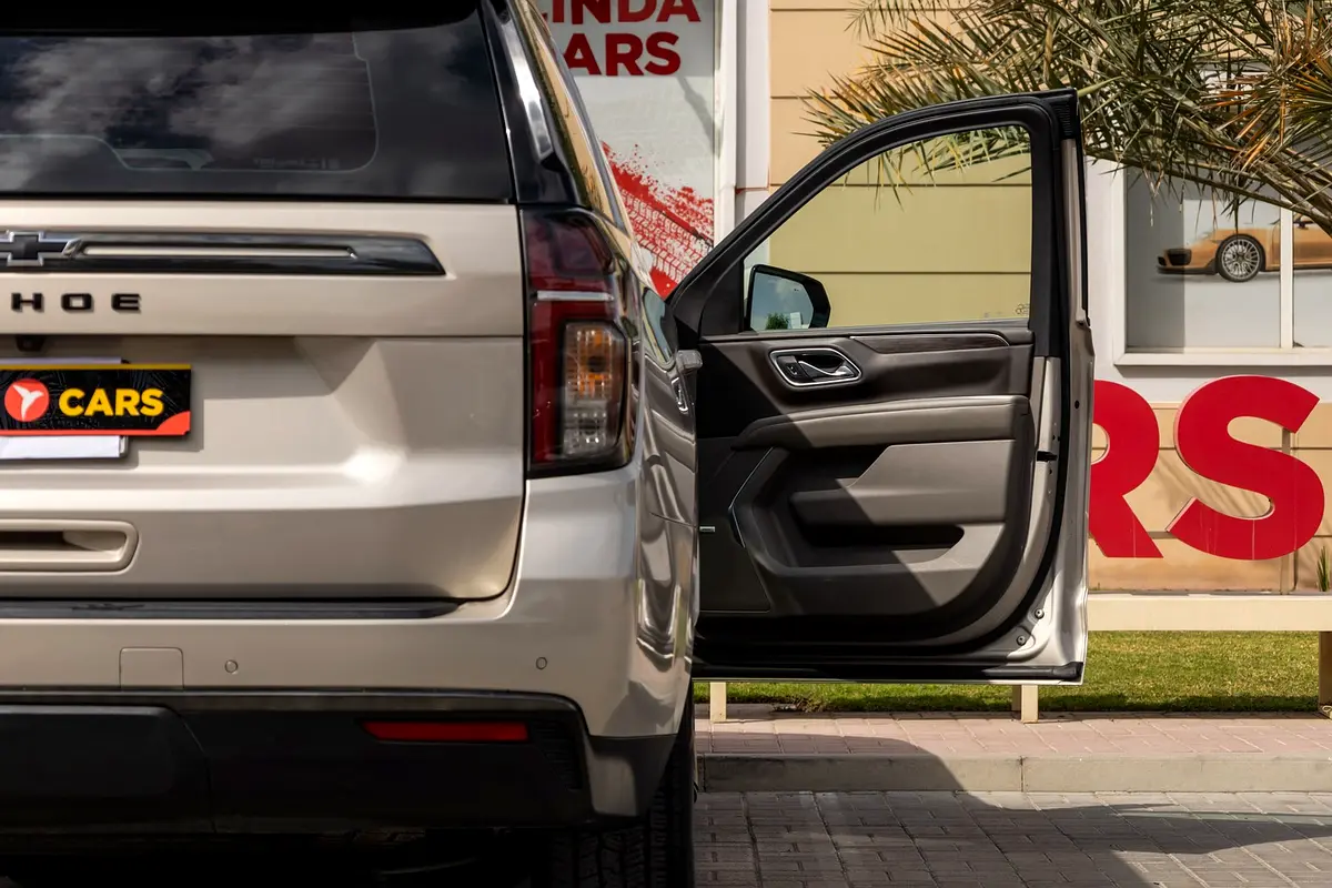 CHEVROLET Tahoe Z71 2021 - photo 6 - Import Émirats | International Cars