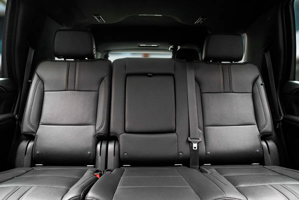 CHEVROLET Tahoe RST 2022 - photo 12 - Import Émirats | International Cars