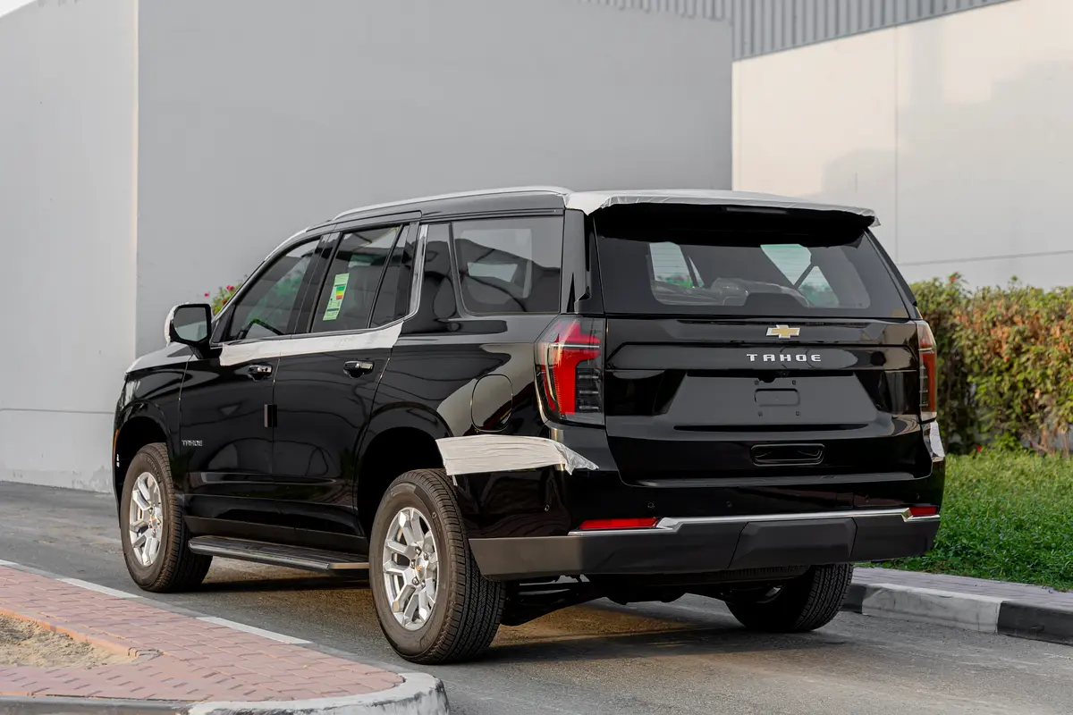 CHEVROLET Tahoe LS 2026 - photo 6 - Import Émirats | International Cars