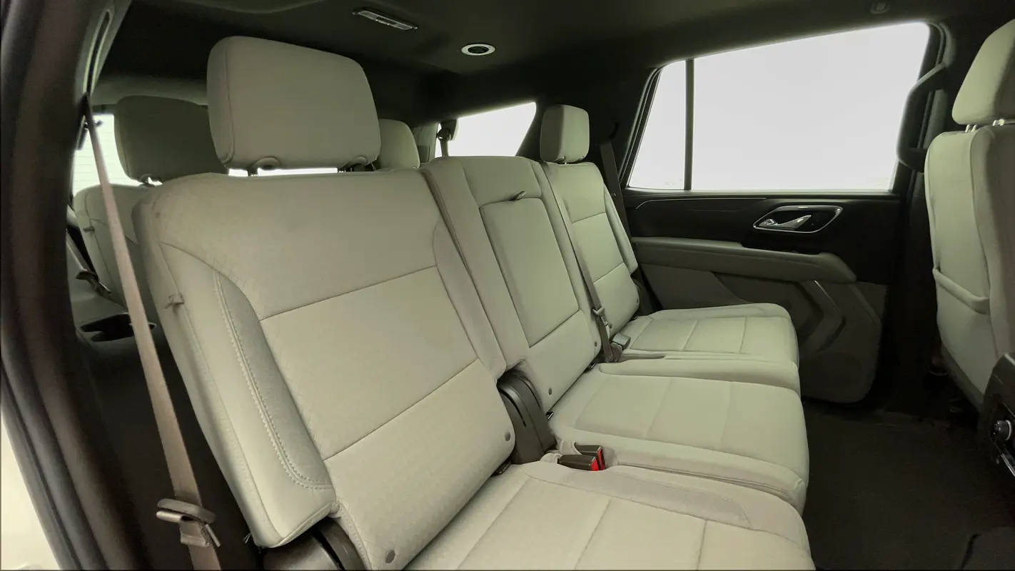 CHEVROLET Tahoe LS 2023 - photo 10 - Import Émirats | International Cars