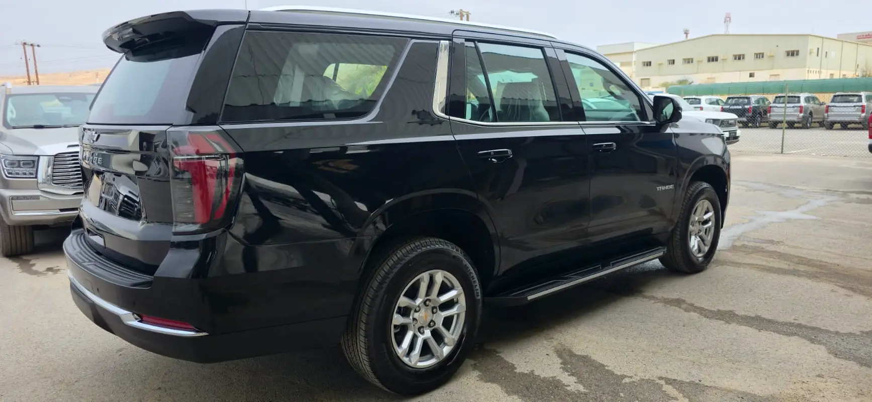 CHEVROLET Tahoe LS 2026 - photo 4 - Import Émirats | International Cars