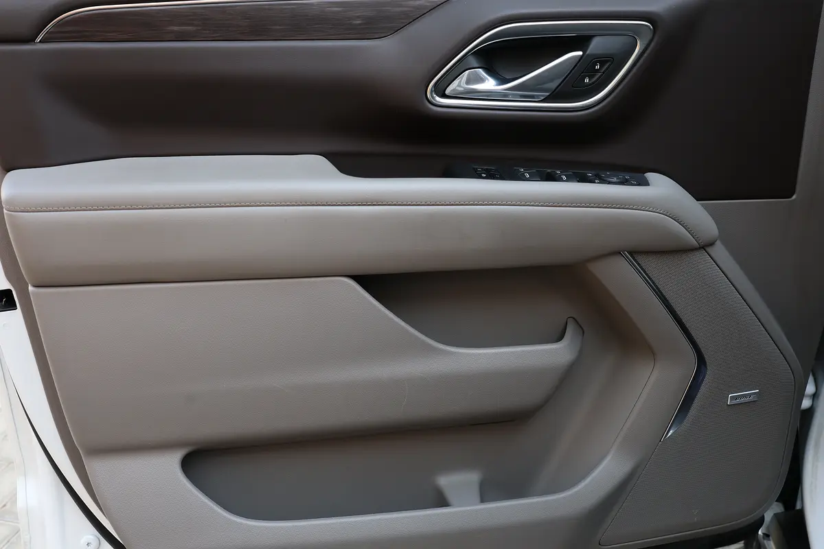 CHEVROLET Tahoe LT 2024 - photo 10 - Import Émirats | International Cars