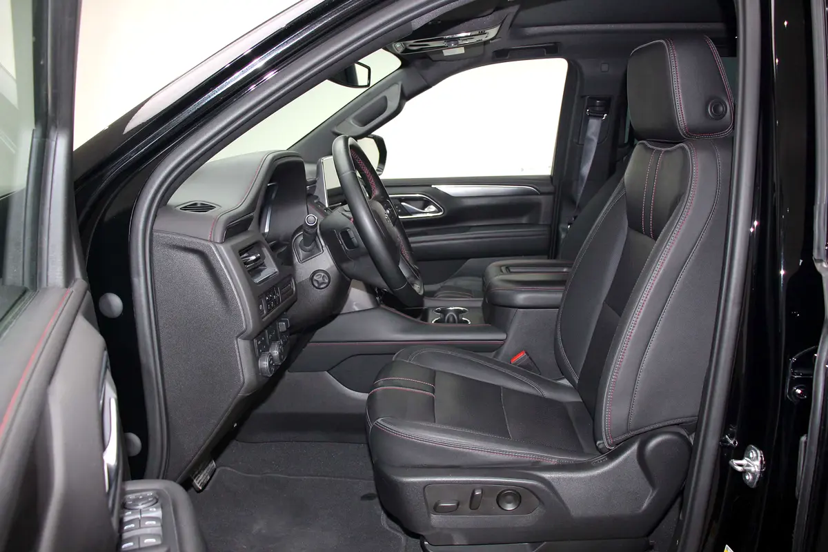 CHEVROLET Tahoe RST 2023 - photo 8 - Import Émirats | International Cars