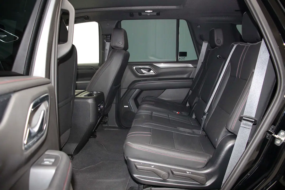 CHEVROLET Tahoe RST 2023 - photo 9 - Import Émirats | International Cars