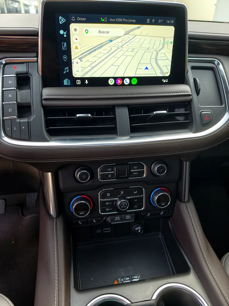 CHEVROLET Tahoe Z71 2024 - photo 7 - Import Émirats | International Cars