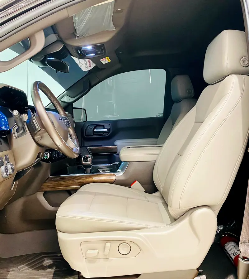 CHEVROLET Pickup 1500 2022 - photo 11 - Import Émirats | International Cars