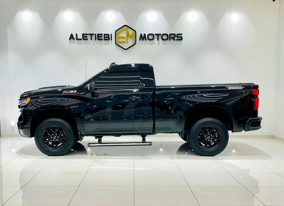 CHEVROLET Pickup 1500 2022 - photo 7 - Import Émirats | International Cars