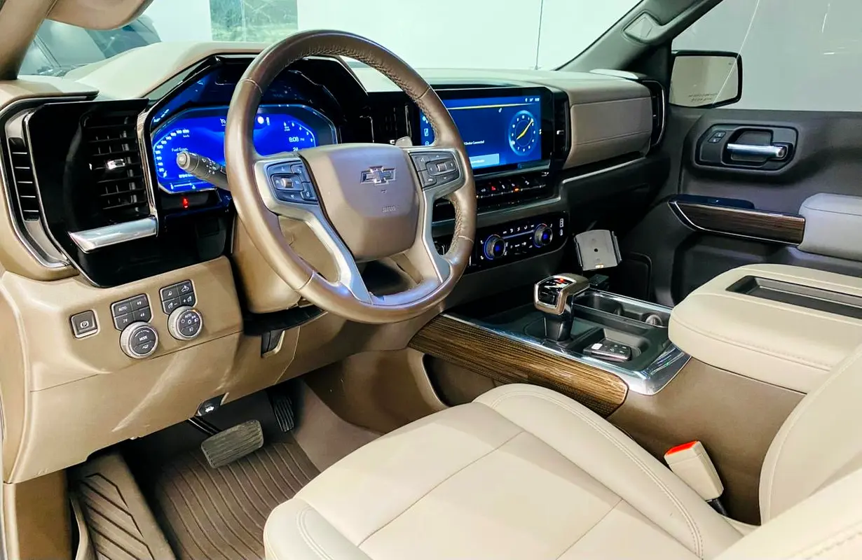 CHEVROLET Pickup 1500 2022 - photo 9 - Import Émirats | International Cars