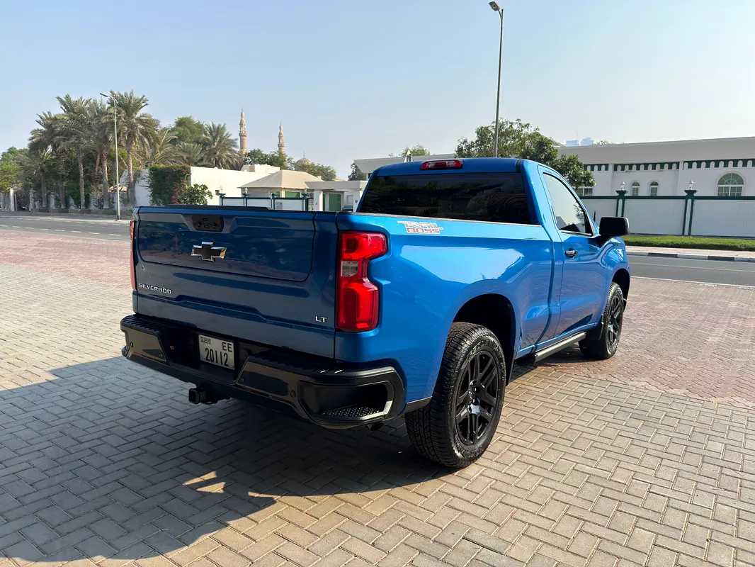 CHEVROLET Silverado Other 2023 - photo 7 - Import Émirats | International Cars