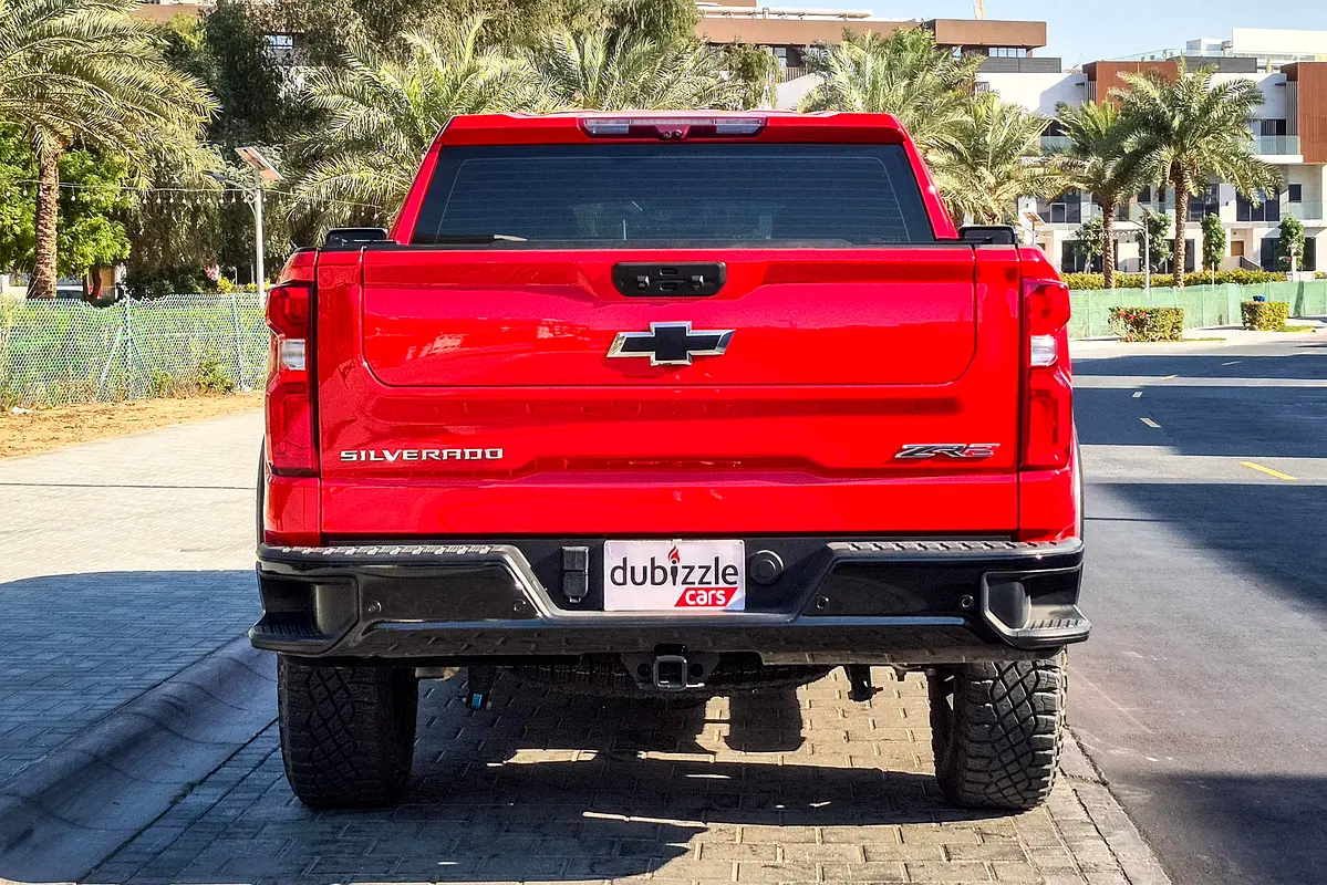 CHEVROLET Silverado ZR2 2023 - photo 7 - Import Émirats | International Cars