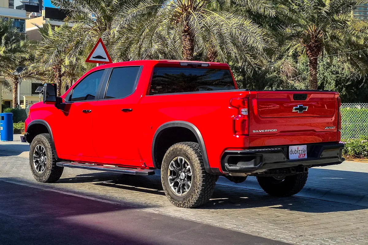 CHEVROLET Silverado ZR2 2023 - photo 8 - Import Émirats | International Cars