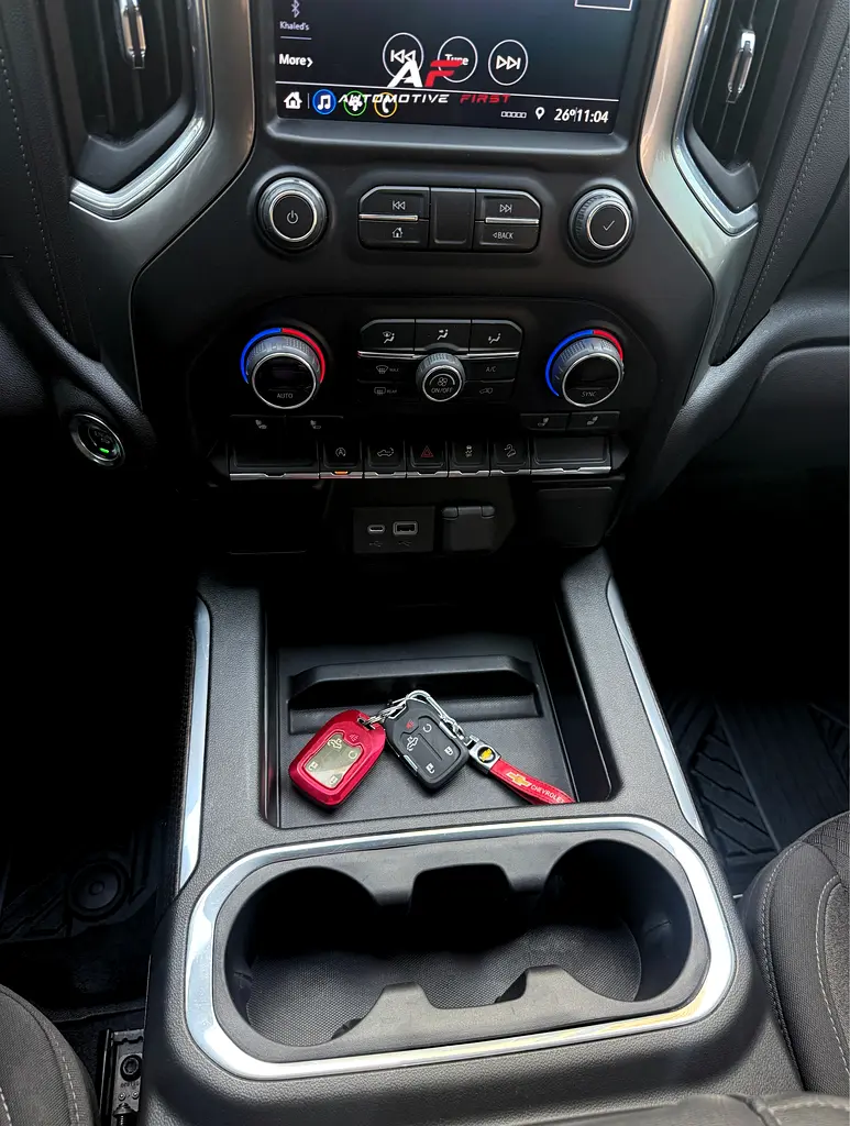 CHEVROLET Silverado 1500 LT Trail Boss 2021 - photo 9 - Import Émirats | International Cars