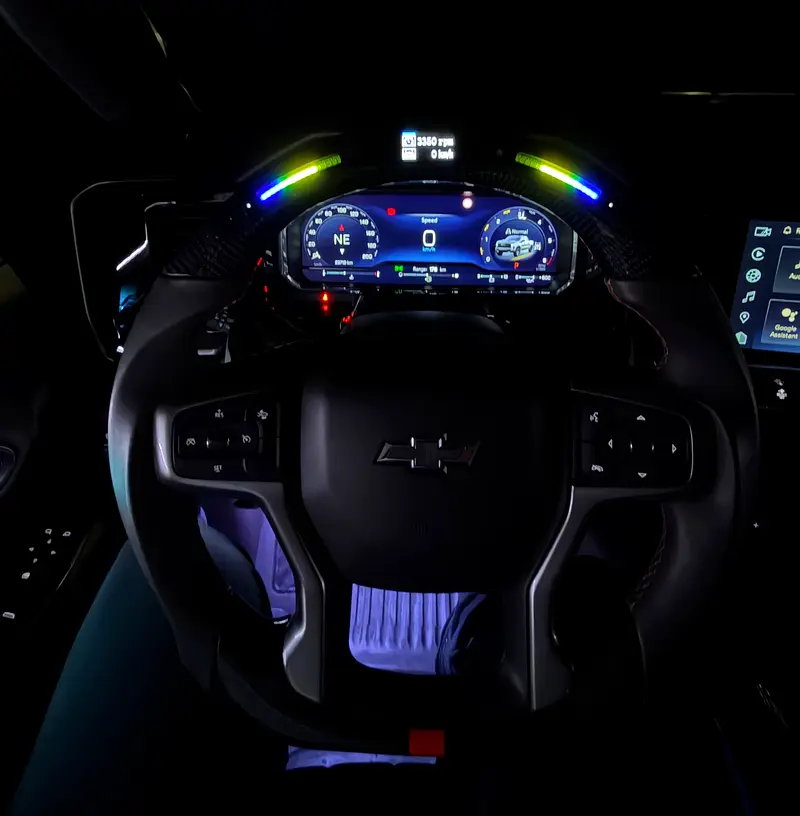 CHEVROLET Silverado 1500 LT Trail Boss 2023 - photo 11 - Import Émirats | International Cars