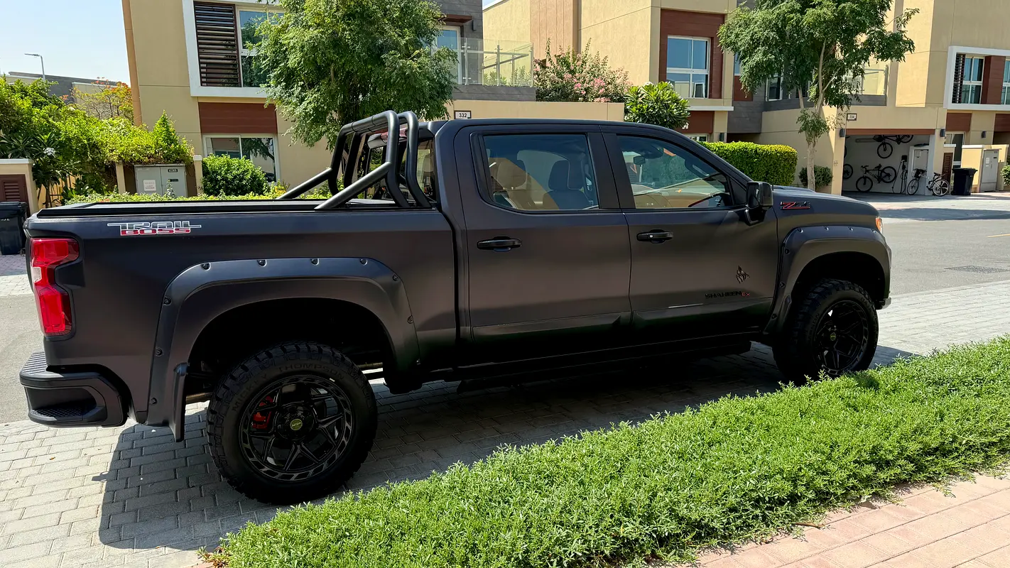 CHEVROLET Silverado 1500 LT Trail Boss 2023 - photo 2 - Import Émirats | International Cars
