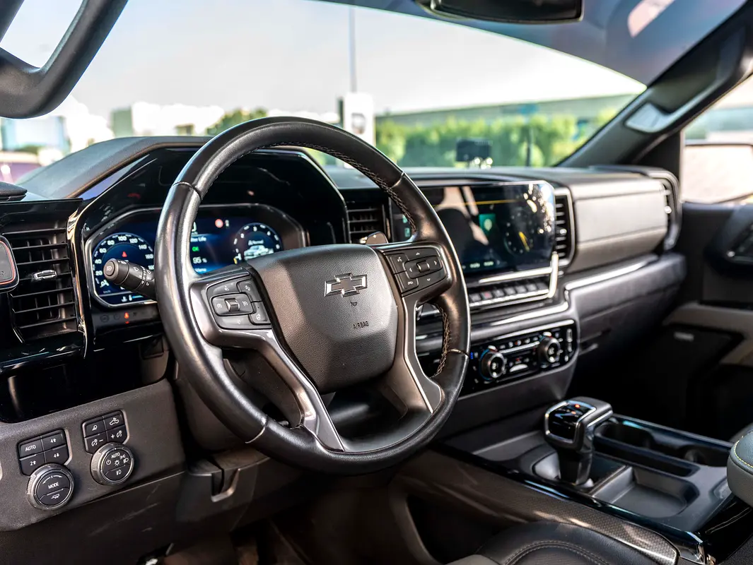 CHEVROLET Silverado ZR2 2022 - photo 10 - Import Émirats | International Cars