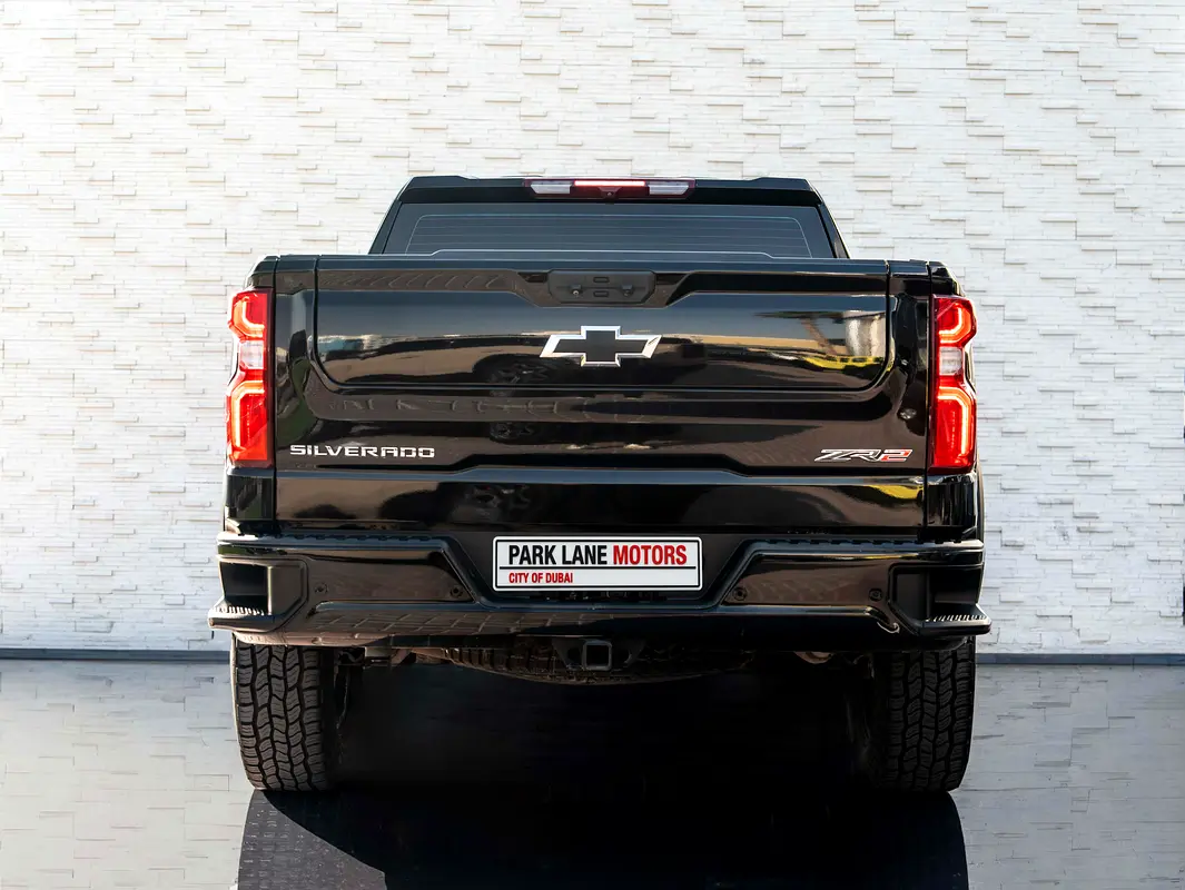 CHEVROLET Silverado ZR2 2022 - photo 4 - Import Émirats | International Cars