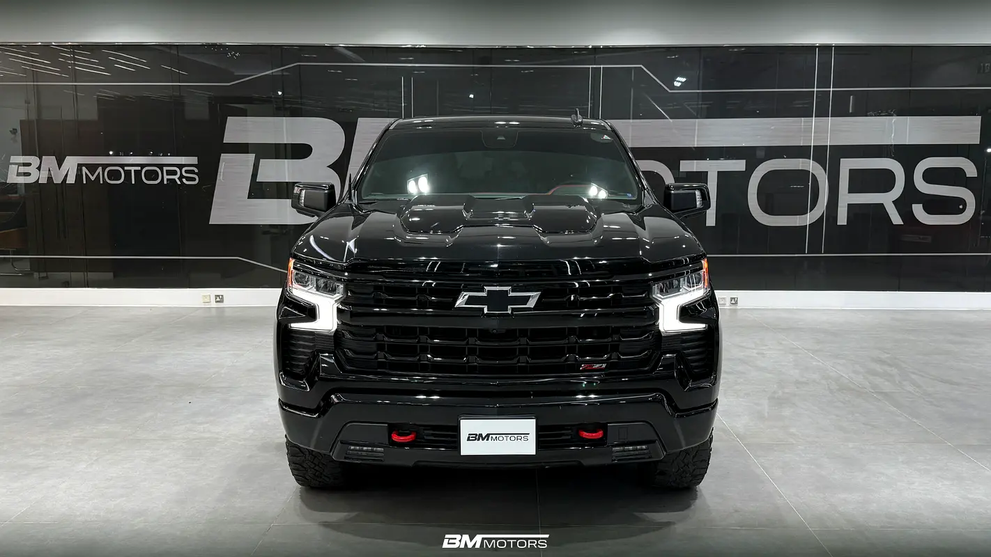 CHEVROLET Silverado 1500 LT Trail Boss 2023 - photo 2 - Import Émirats | International Cars