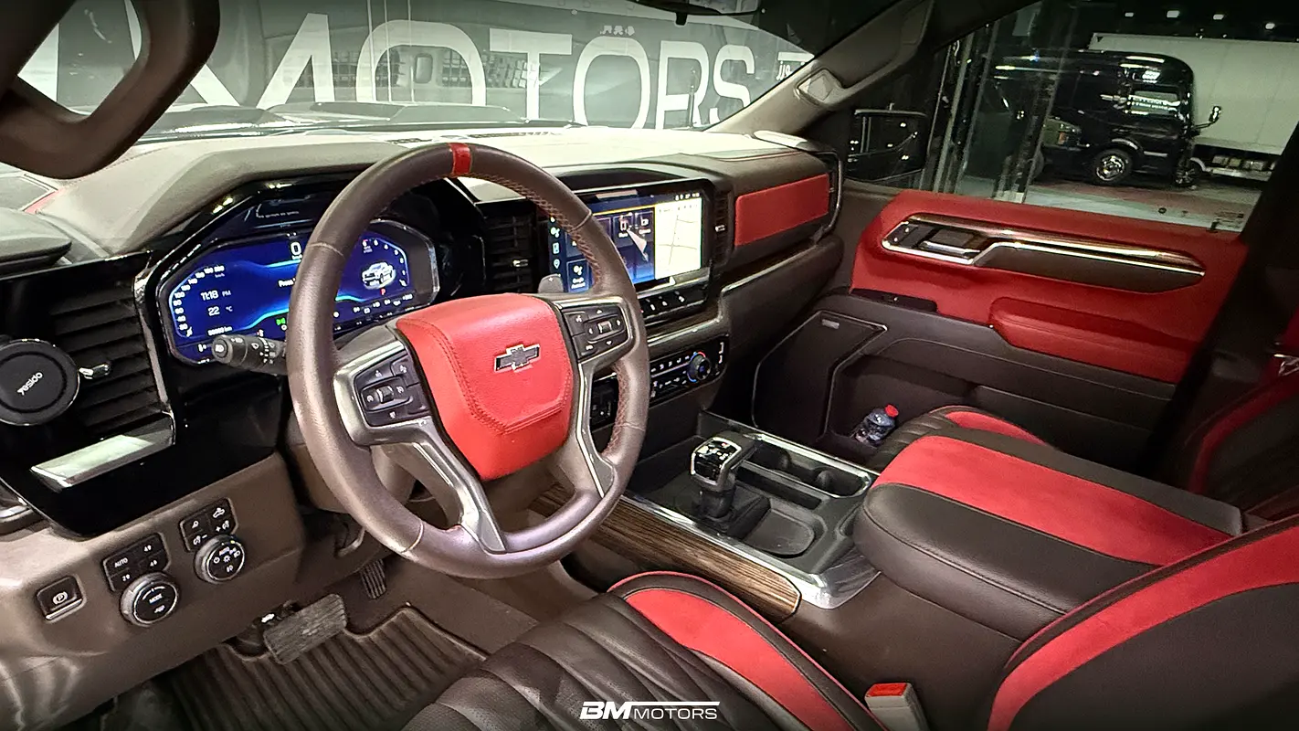 CHEVROLET Silverado 1500 LT Trail Boss 2023 - photo 7 - Import Émirats | International Cars