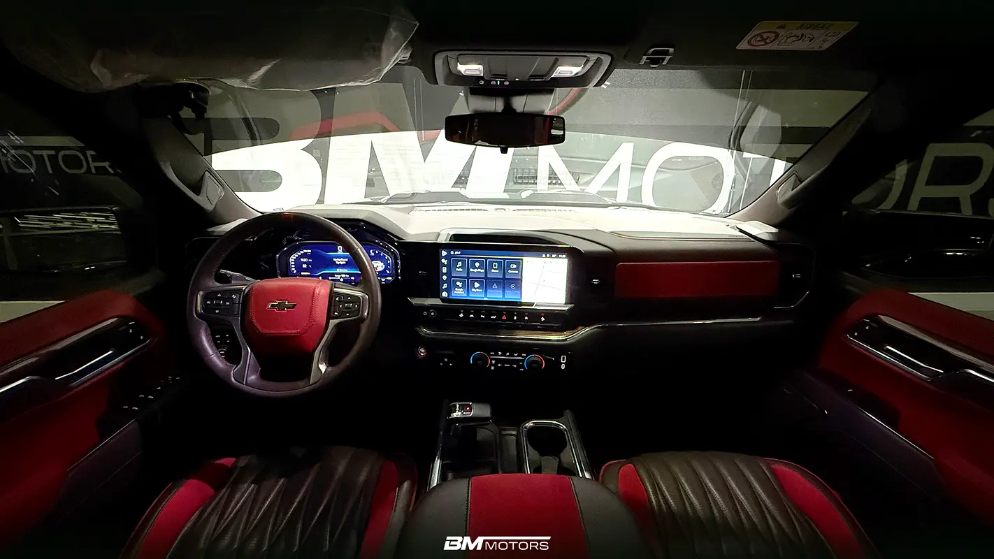 CHEVROLET Silverado 1500 LT Trail Boss 2023 - photo 8 - Import Émirats | International Cars