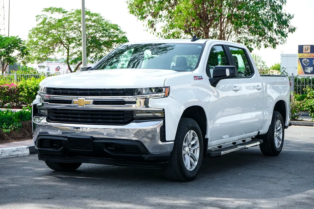 CHEVROLET Silverado LT 2021 - photo 6 - Import Émirats | International Cars