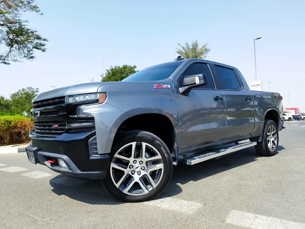 CHEVROLET Silverado LT 2021 - photo 5 - Import Émirats | International Cars