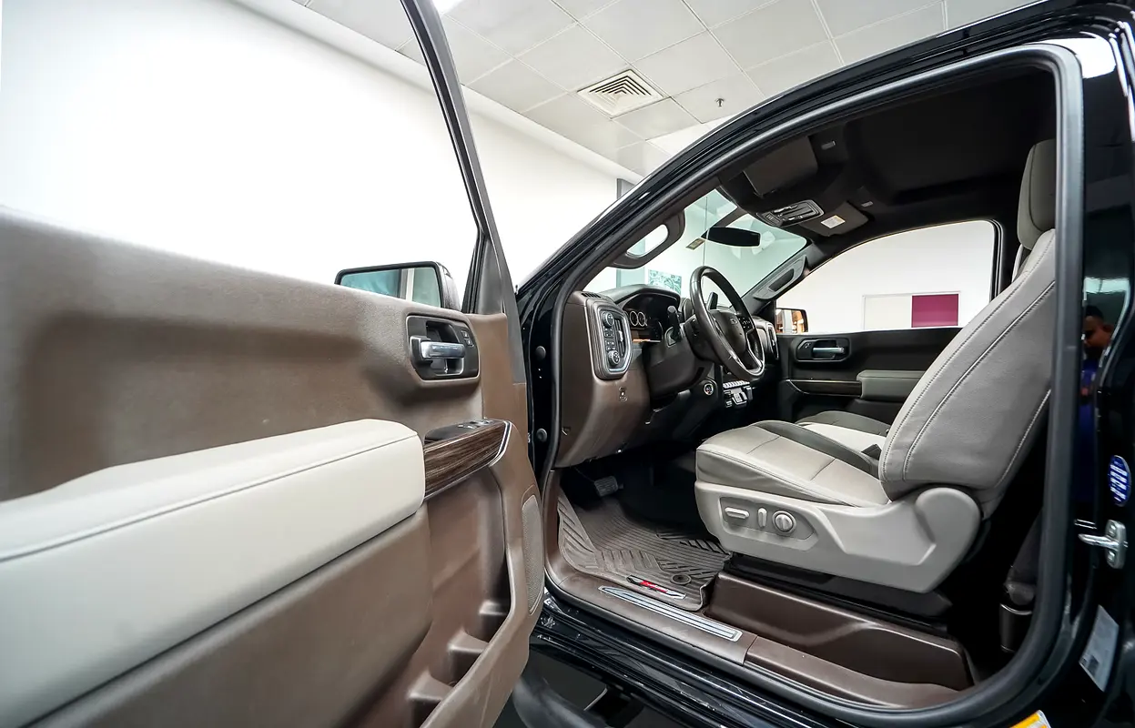 CHEVROLET Silverado 1500 LT Trail Boss 2021 - photo 11 - Import Émirats | International Cars