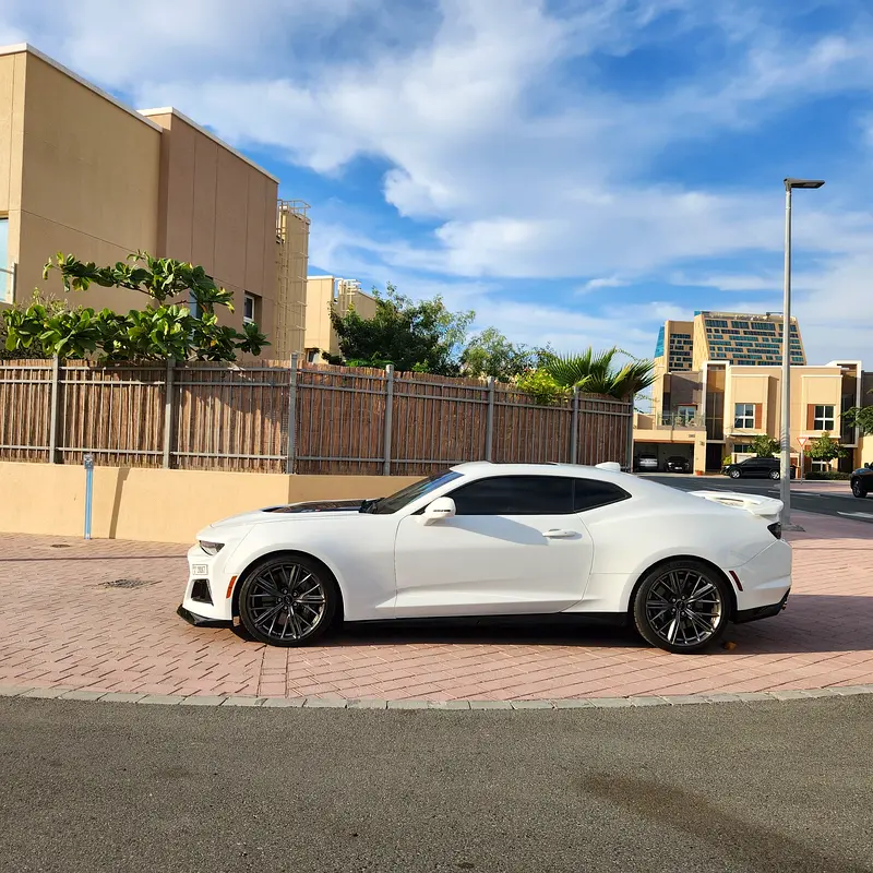 CHEVROLET Camaro ZL1 2023 - photo 2 - Import Émirats | International Cars