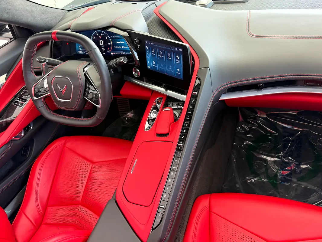 CHEVROLET Corvette C8 3LT 2024 - photo 4 - Import Émirats | International Cars