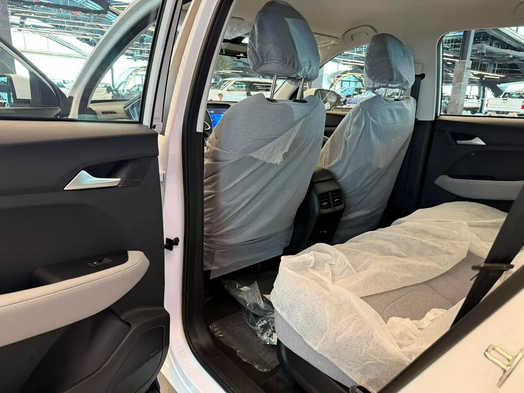 CHEVROLET Captiva LS 2026 - photo 9 - Import Émirats | International Cars