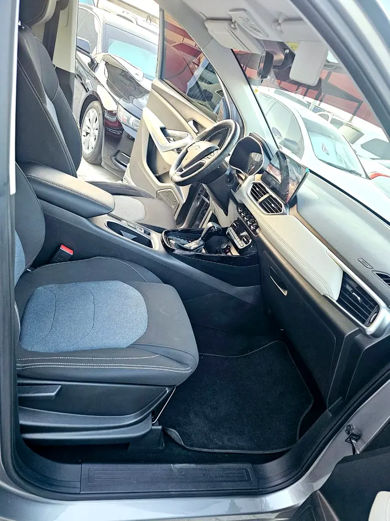 CHEVROLET Captiva Premium 2023 - photo 7 - Import Émirats | International Cars