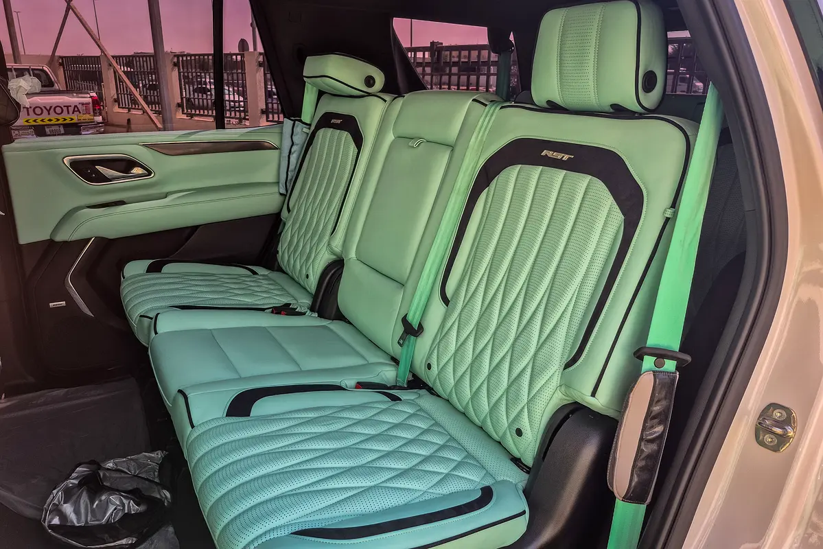 CHEVROLET Tahoe RST 2023 - photo 10 - Import Émirats | International Cars