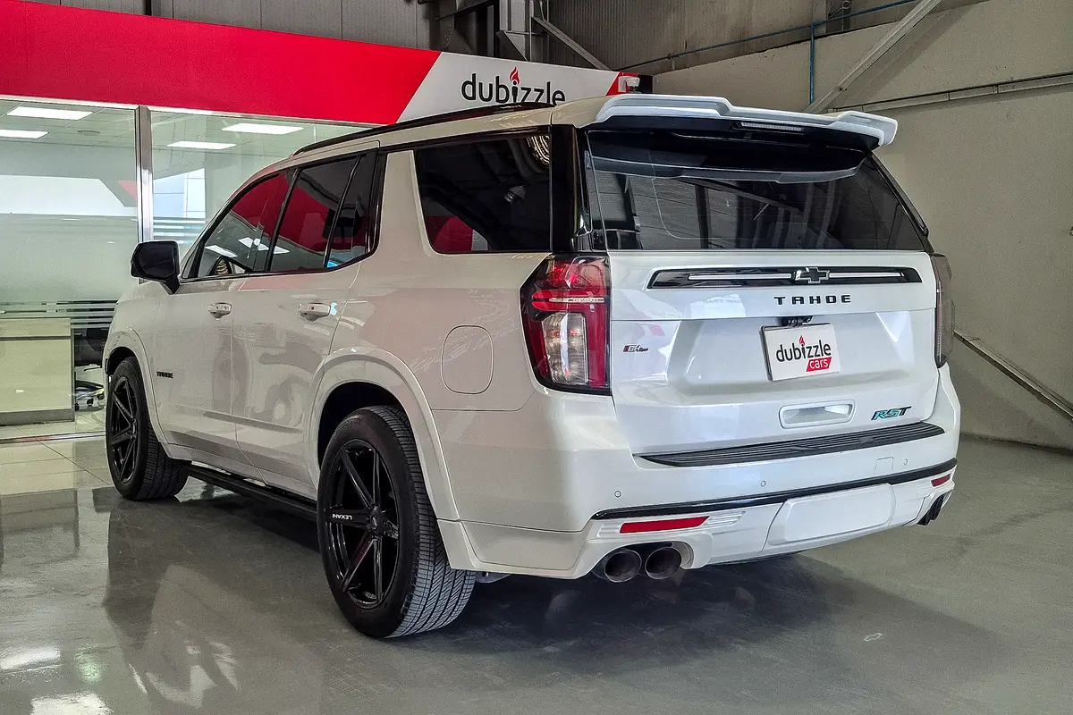 CHEVROLET Tahoe RST 2023 - photo 7 - Import Émirats | International Cars