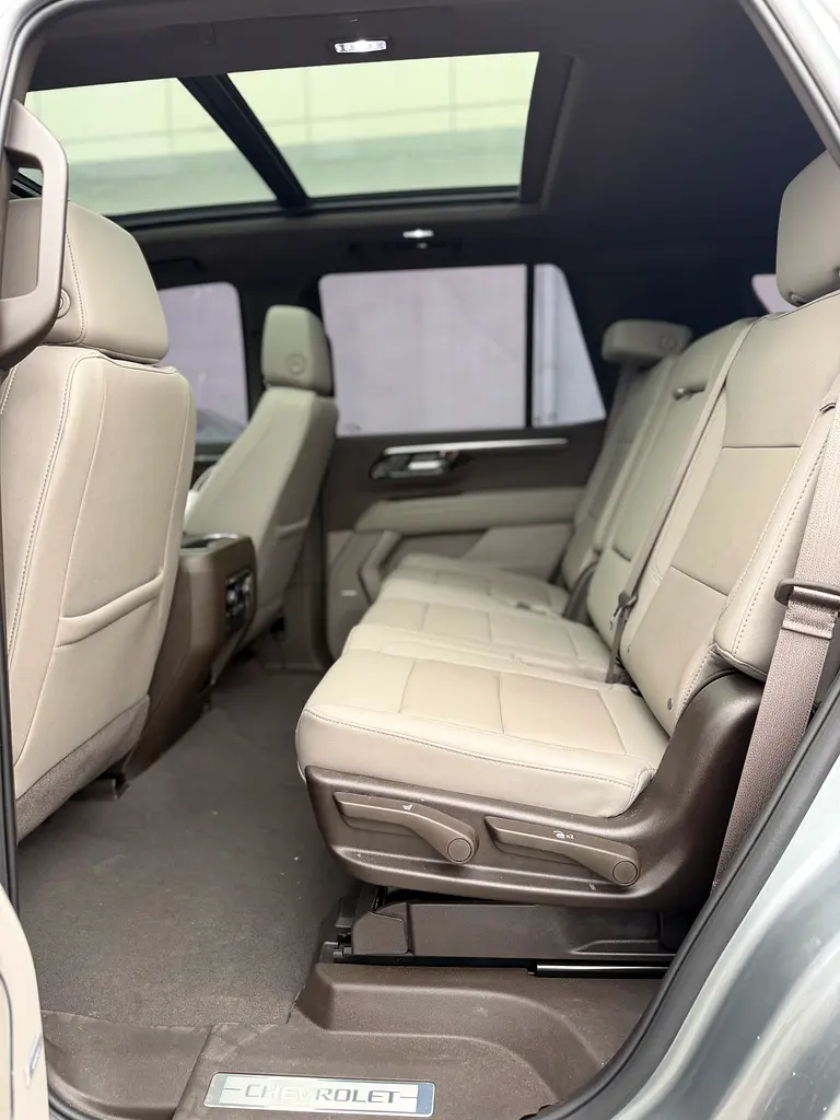 CHEVROLET Tahoe LT 2025 - photo 7 - Import Émirats | International Cars