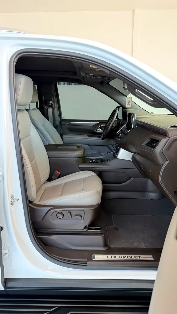 CHEVROLET Tahoe LT 2022 - photo 10 - Import Émirats | International Cars