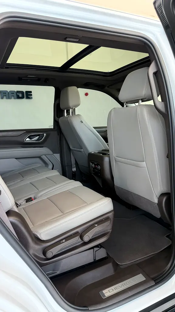 CHEVROLET Tahoe LT 2022 - photo 12 - Import Émirats | International Cars