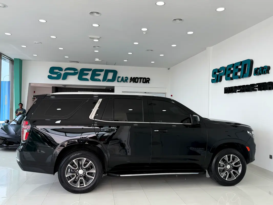 CHEVROLET Tahoe LT 2023 - photo 9 - Import Émirats | International Cars